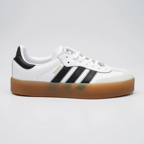 Adidas Tenis Moderno Blanco Franjas / Lineas Cuero Negro Lateral y Talón Suela Café | Compralo en Soy Reinventada GT | 1