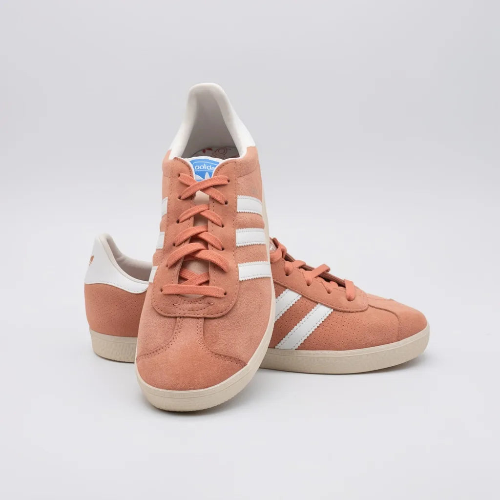 Adidas Tenis Urbano Rosado Franjas / Lineas Cuero Blanco Lateral y Talón Suela Blanco Hueso | Compralo en Soy Reinventada GT | 5