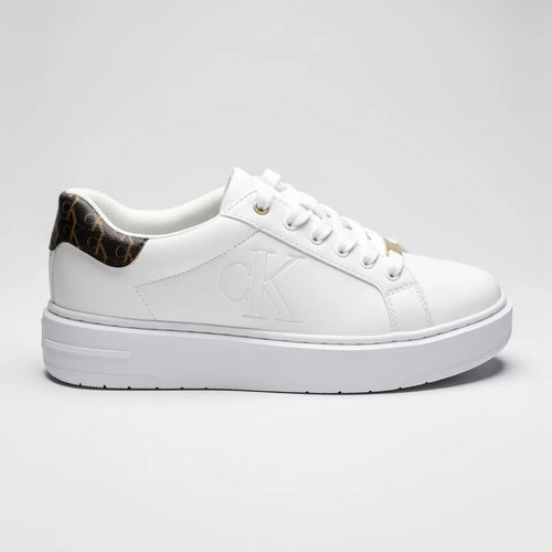 Calvin Klein Tenis Plataforma Blanco Diseño CK Café Oscuro Talón Suela Blanca | Compralo en Soy Reinventada GT | 1