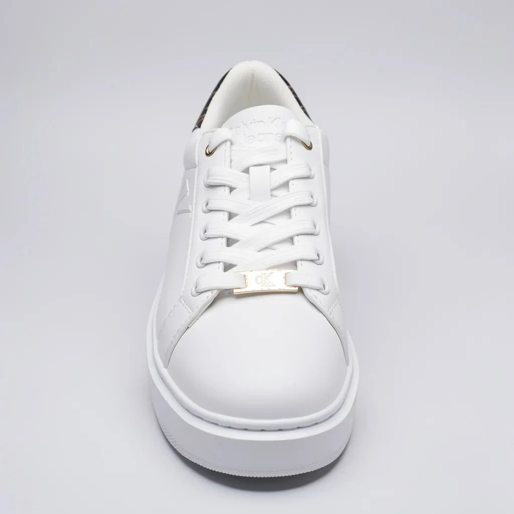 Calvin Klein Tenis Plataforma Blanco Diseño CK Café Oscuro Talón Suela Blanca | Compralo en Soy Reinventada GT | 3