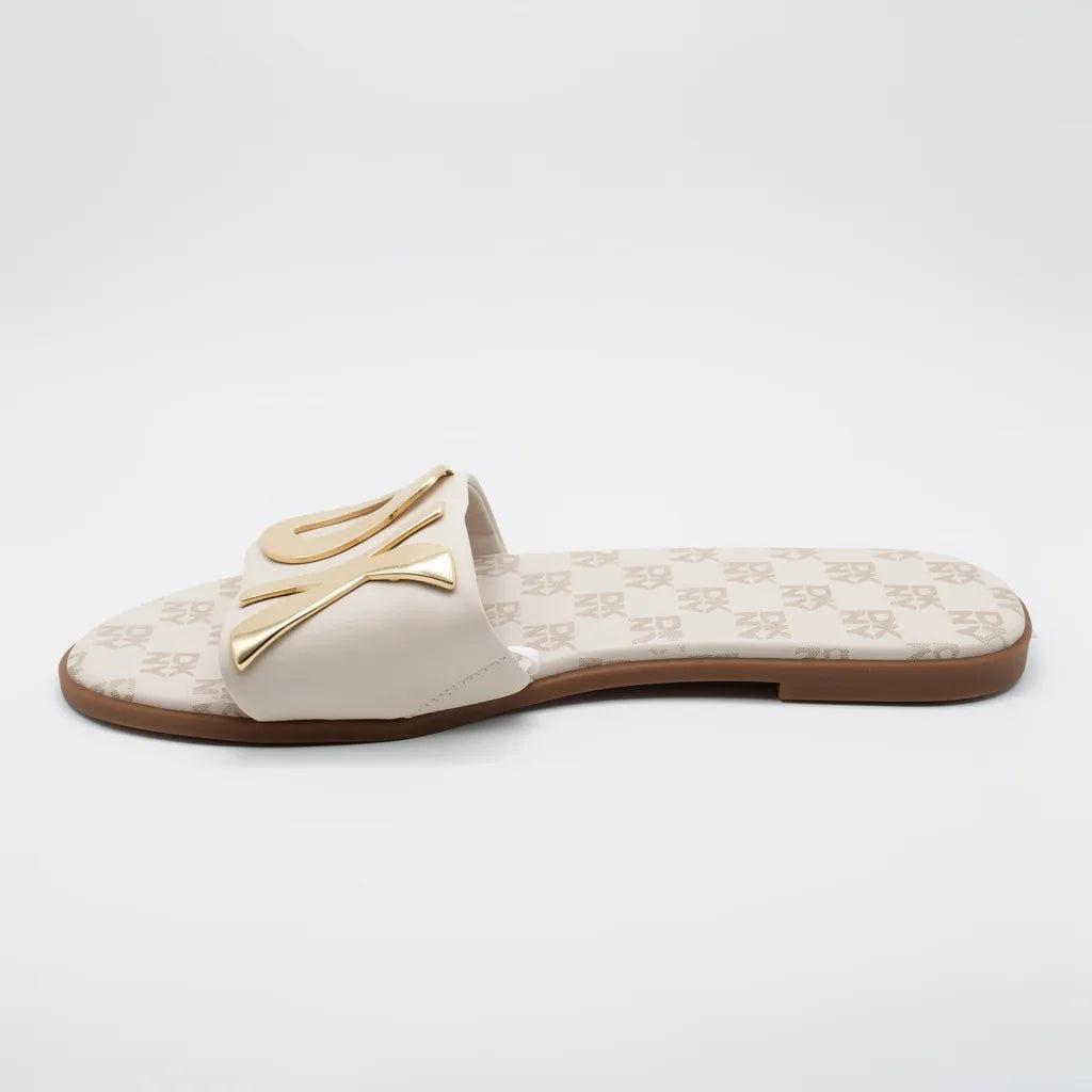 DKNY Sandalia Slip On Beige DK Dorado Empeine Suela Café | Compralo en Soy Reinventada GT | 2