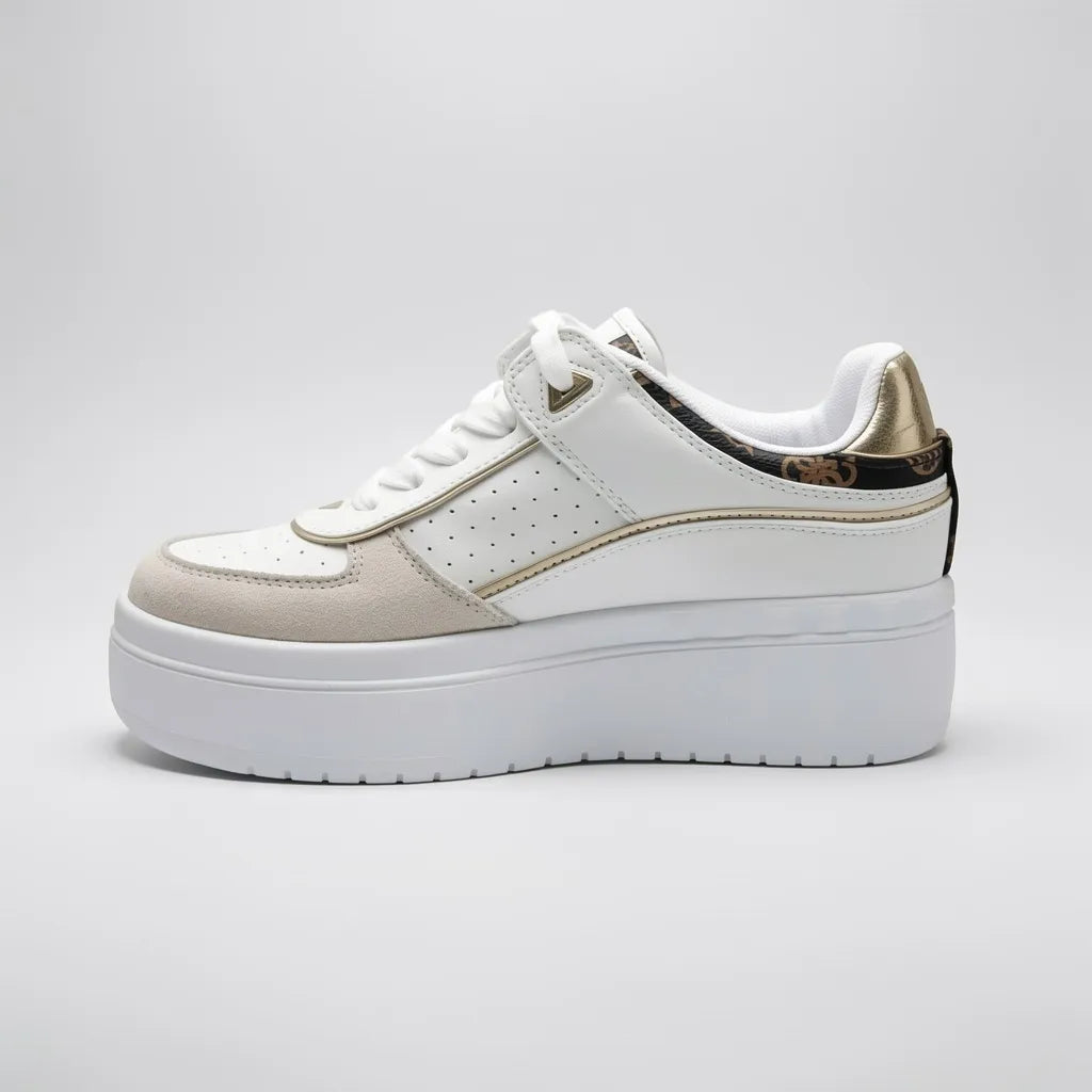 Guess Plataforma Moderno Blanco Estampado Figuras Guess Café/ Dorado Talón Suela Blanca | Compralo en Soy Reinventada GT | 2