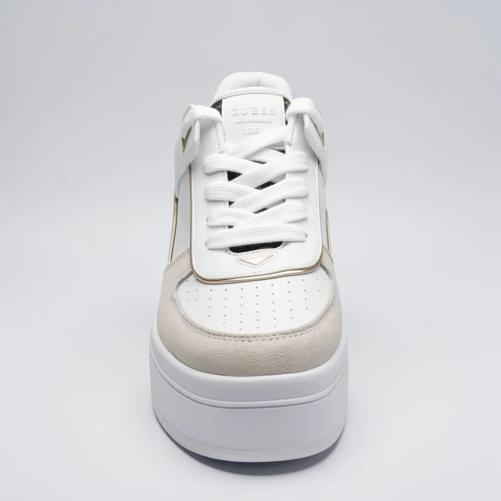 Guess Plataforma Moderno Blanco Estampado Figuras Guess Café/ Dorado Talón Suela Blanca | Compralo en Soy Reinventada GT | 3