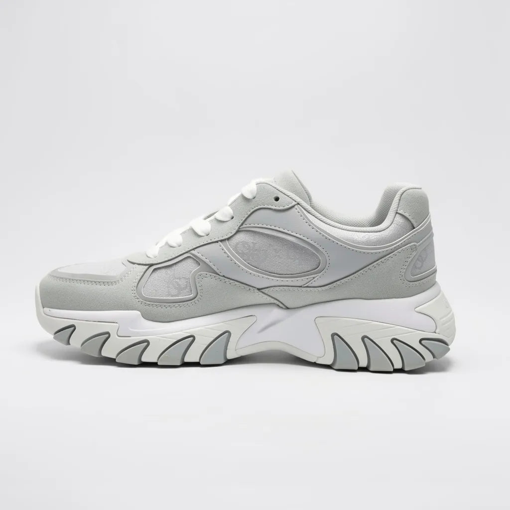 Guess Plataforma Moderno Gris Detalles Gris Claro Todo Suela Blanca/ gris | Compralo en Soy Reinventada GT | 2