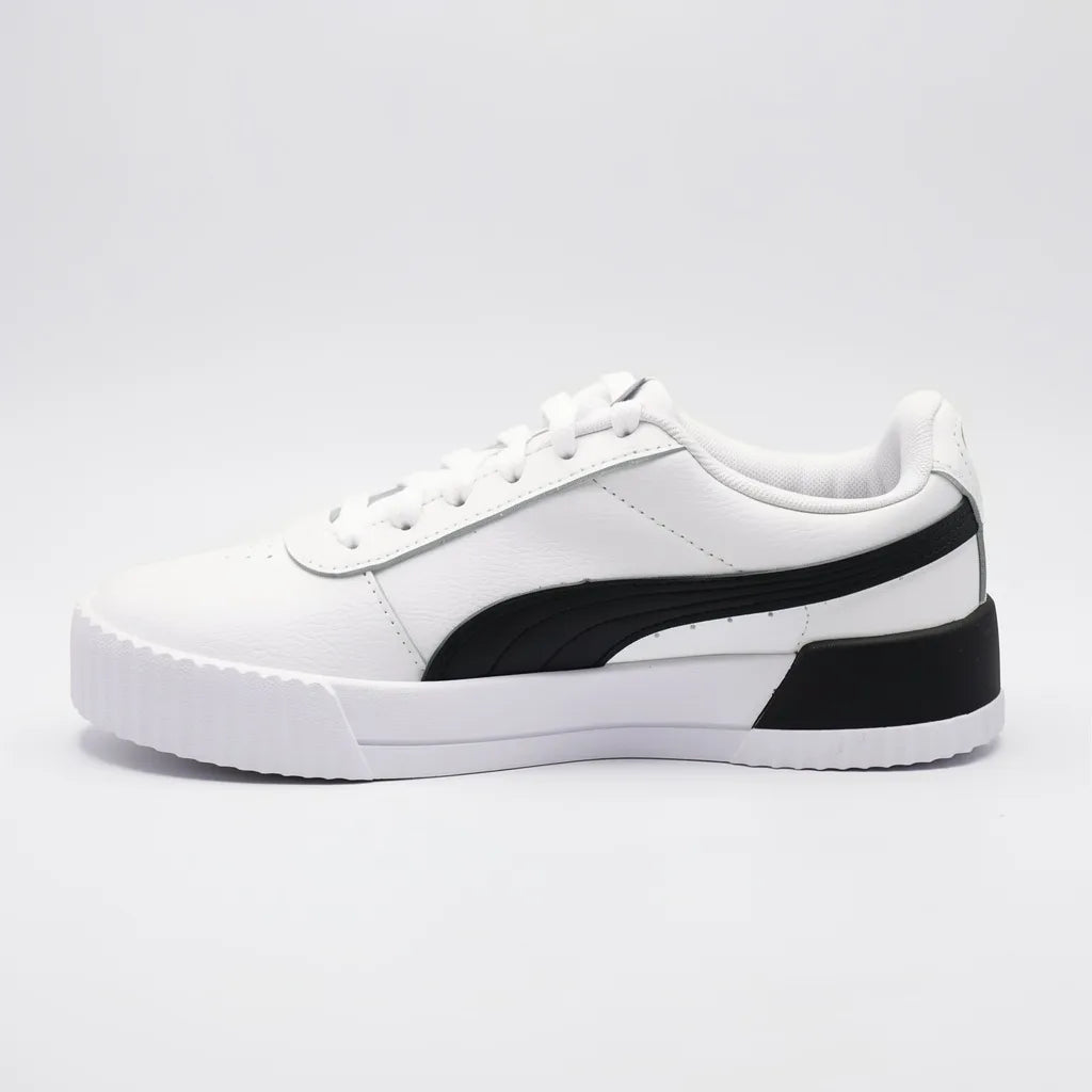 Puma Tenis Plataforma Blanco Franjas / Lineas Negro Lateral y Talón Suela Blanca/ negro | Photo Studio AI | 2