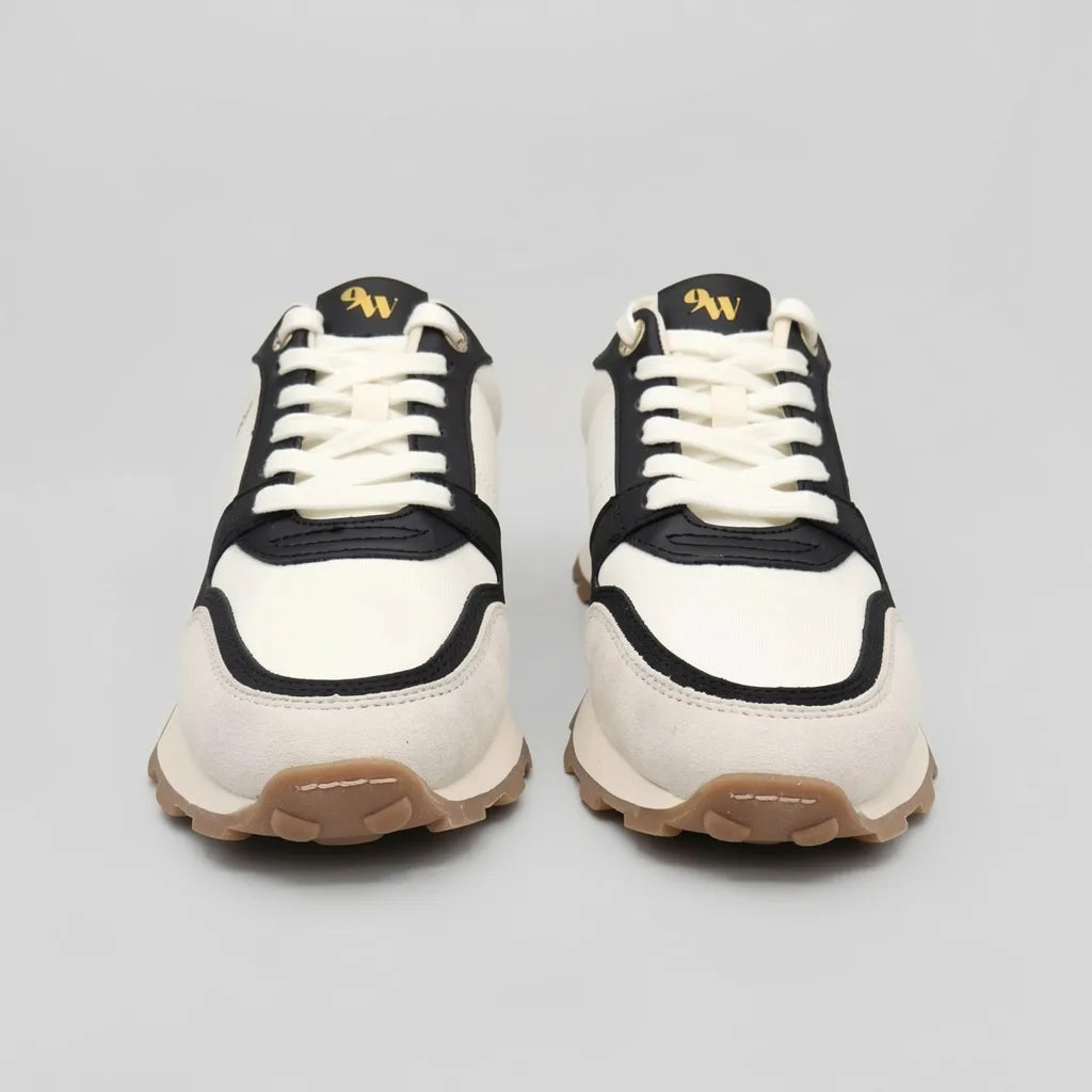 Nine West Tenis Plataforma Crema Animal Print Plateado Talón Suela Blanca/ café | Photo Studio AI | 5