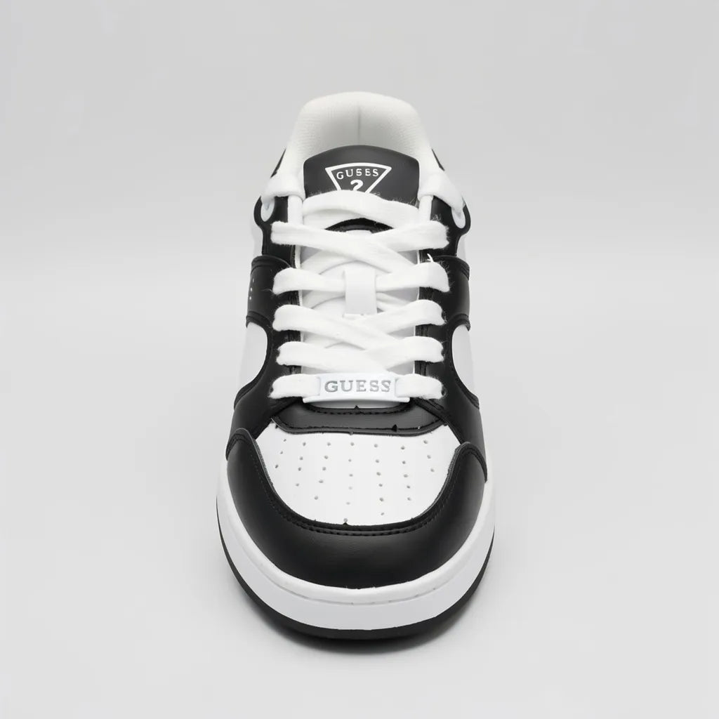 Guess Tenis Urbano Blanco Detalles Negro Todo Suela Blanca/ negro | Photo Studio AI | 3