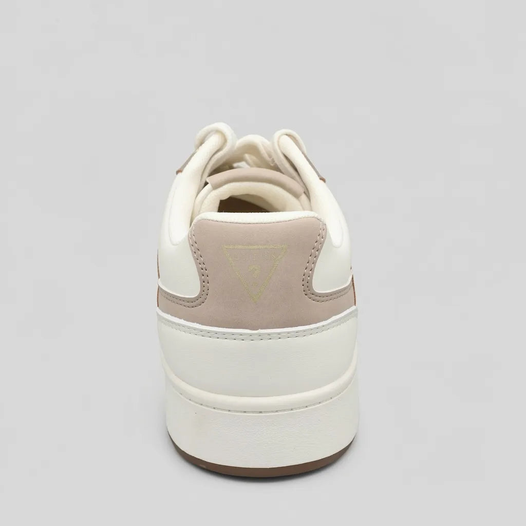 Guess Tenis Urbano Blanco hueso Detalles Café Todo Suela Blanco Hueso/ Café | Photo Studio AI | 4