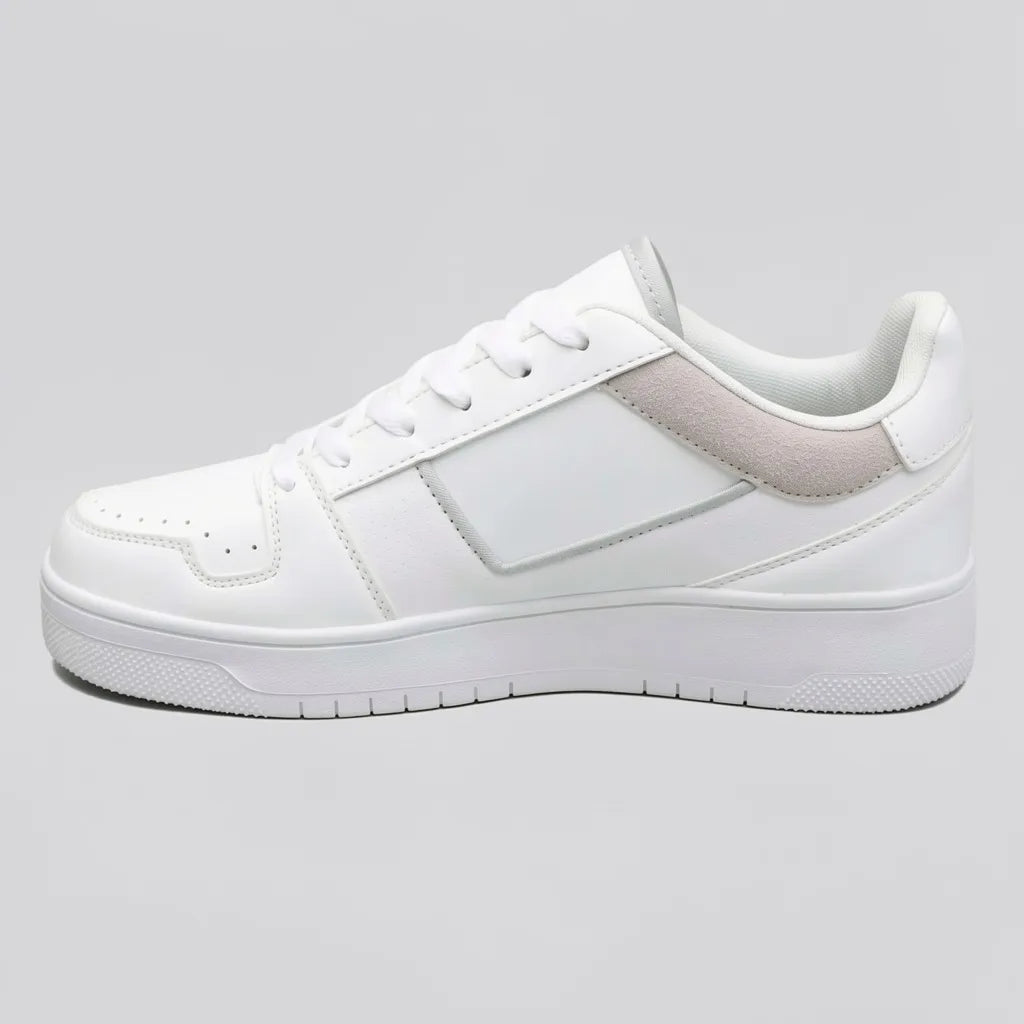 Nautica Tenis Plataforma Blanco Gamuza Gris Claro Cuello Externo Suela Blanca | Photo Studio AI | 2