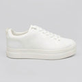 Guess Tenis Plataforma Blanco hueso Bordado Guess Blanco Todo Suela Blanco Hueso | Photo Studio AI | 1