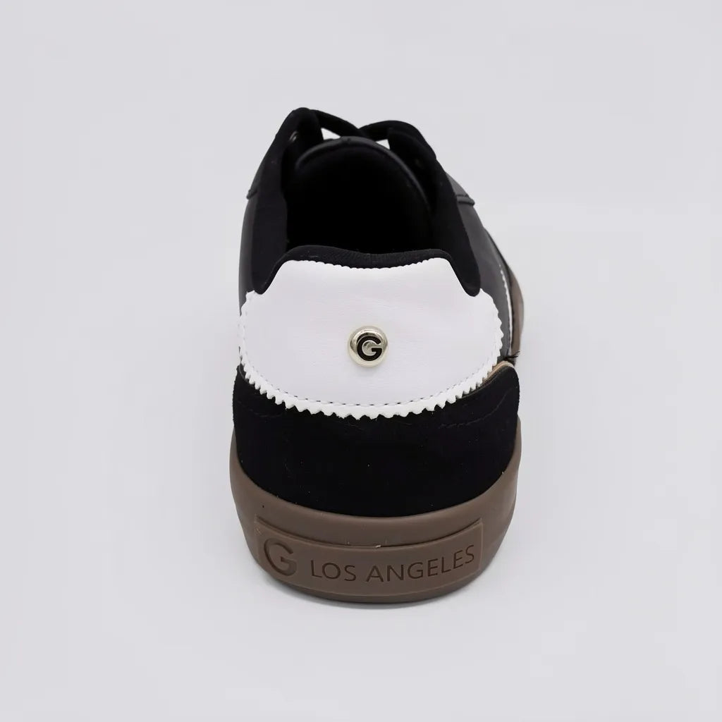 GBG Tenis Moderno Negro Franjas / Lineas Blanco Lateral y Talón Suela Café | Photo Studio AI | 4