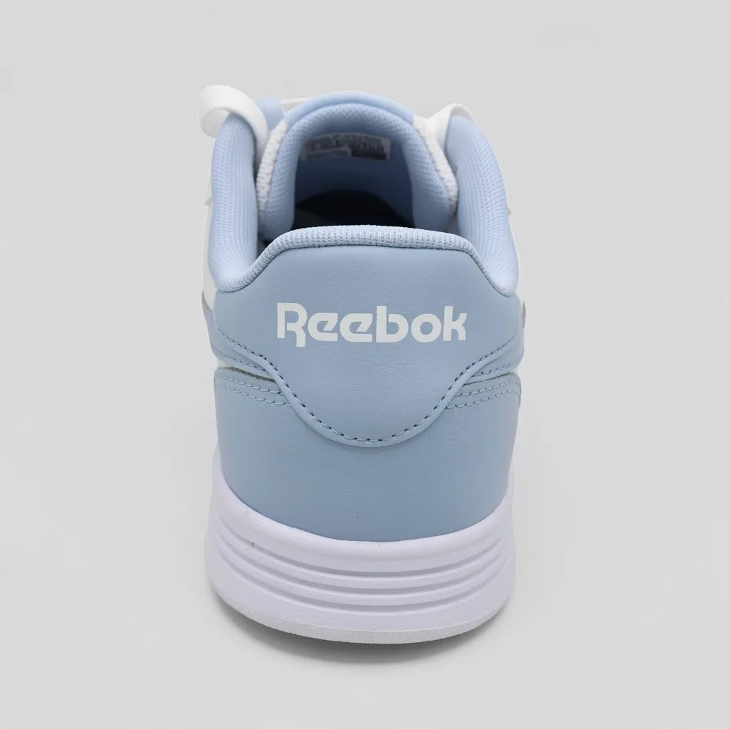 Reebok Tenis Urbano Blanco Detalles Celeste Lateral, Lengüeta y talón Suela Blanca | Photo Studio AI | 4