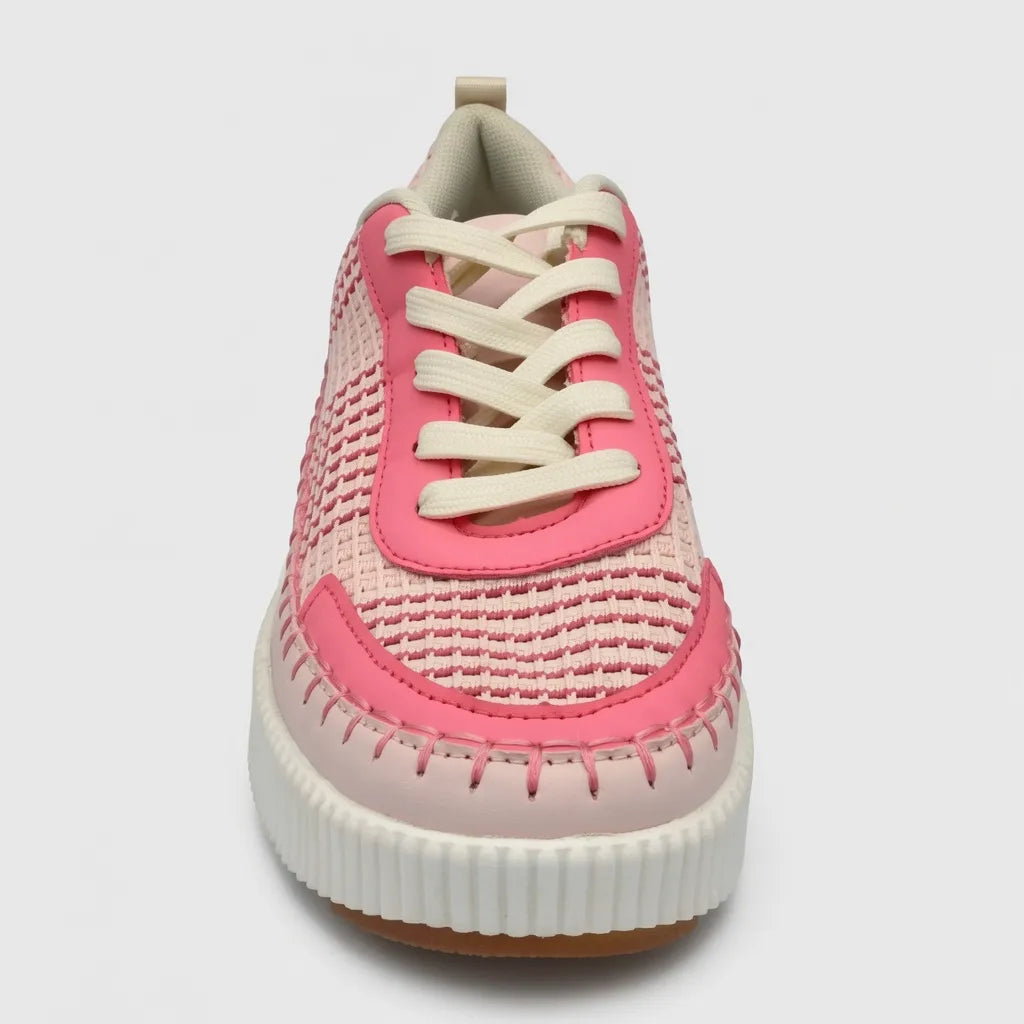Nicole Miller Tenis Moderno Rosado Detalles Rosado Fosforecente Talón y Punta Suela Blanco Hueso | Photo Studio AI | 3