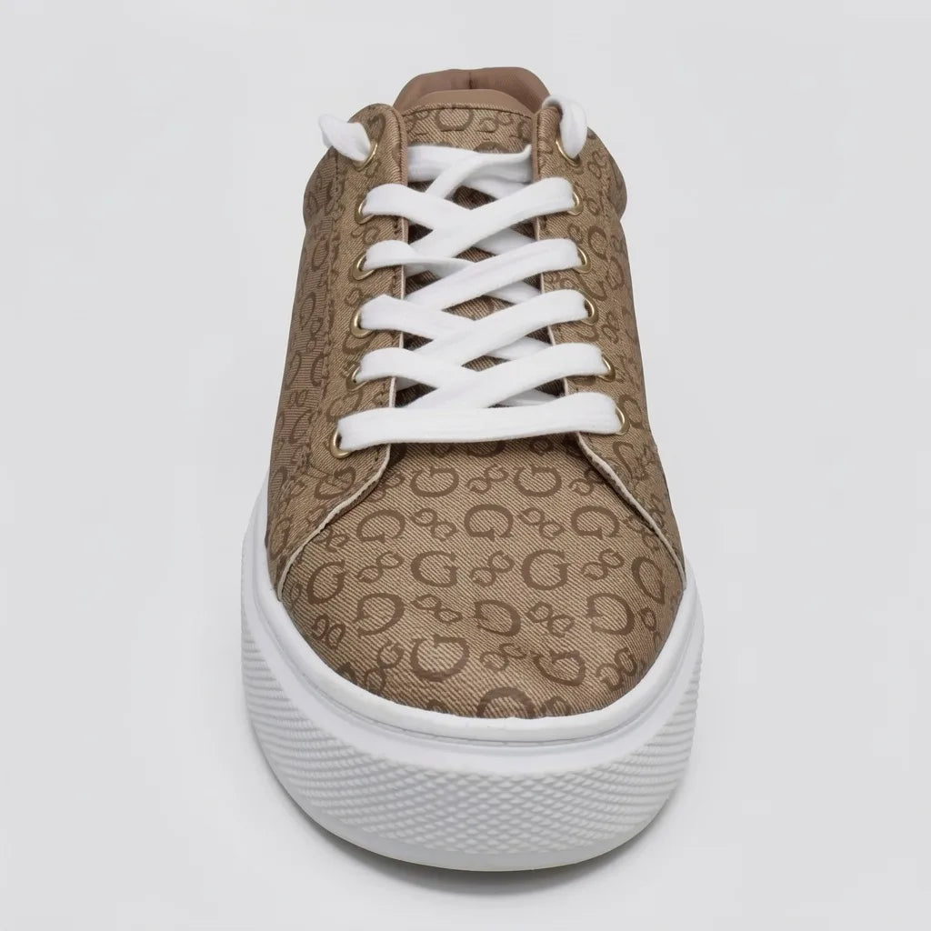 Guess Tenis Plataforma Café claro Bordado G Café Todo Suela Blanca | Photo Studio AI | 3