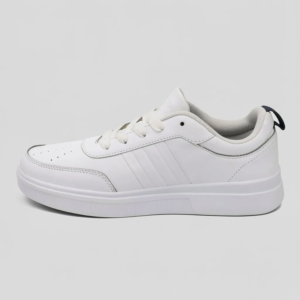 Tommy Tenis Plataforma Blanco Bandera Rojo/ Azul/ Blanco Lateral Suela Blanca | Photo Studio AI | 2