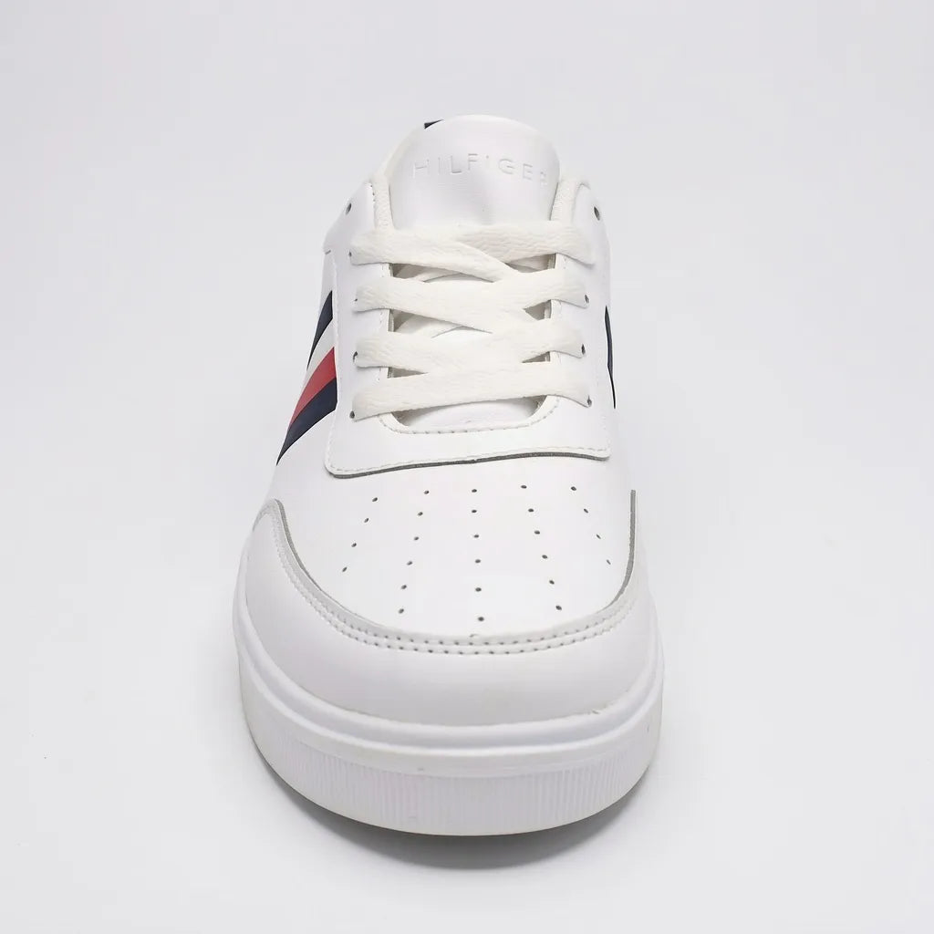 Tommy Tenis Plataforma Blanco Bandera Rojo/ Azul/ Blanco Lateral Suela Blanca | Photo Studio AI | 3