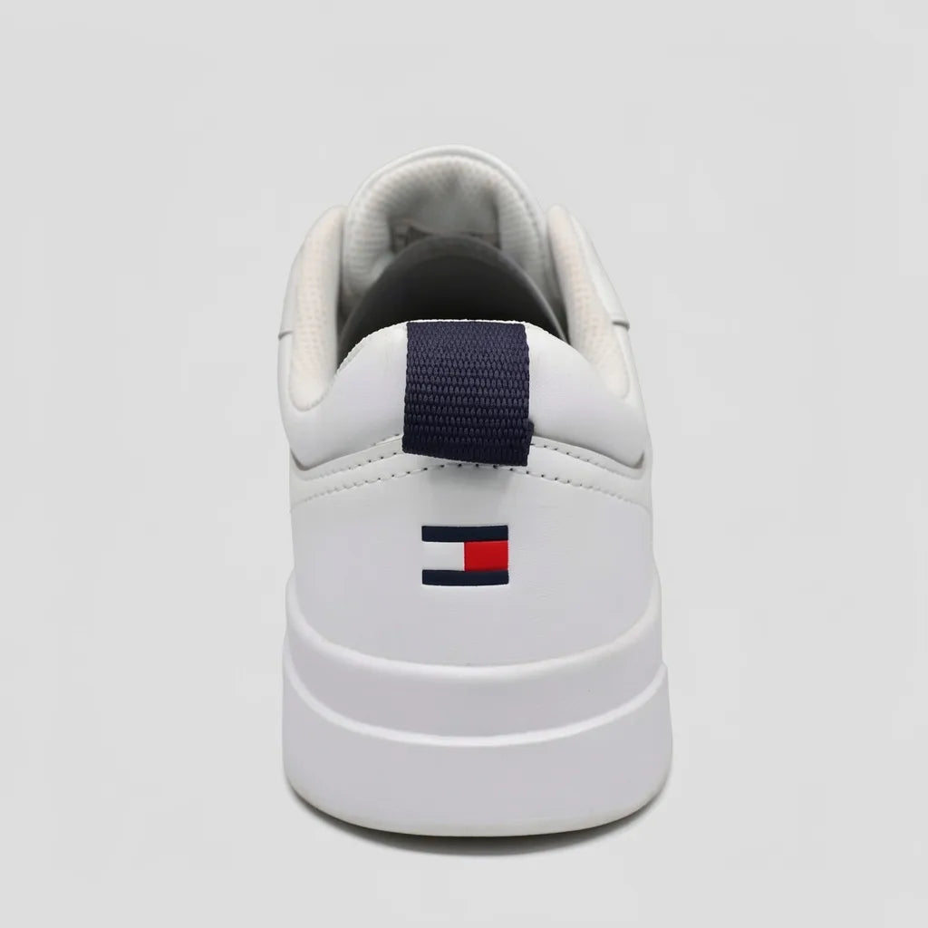 Tommy Tenis Plataforma Blanco Bandera Rojo/ Azul/ Blanco Lateral Suela Blanca | Photo Studio AI | 4