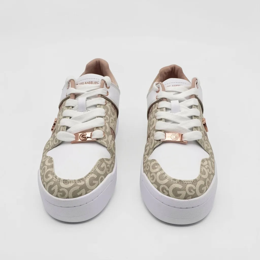 GBG Tenis Moderno Blanco Estampado G Beige/ Rosado Punta, lateral y talón Suela Blanca | Photo Studio AI | 5