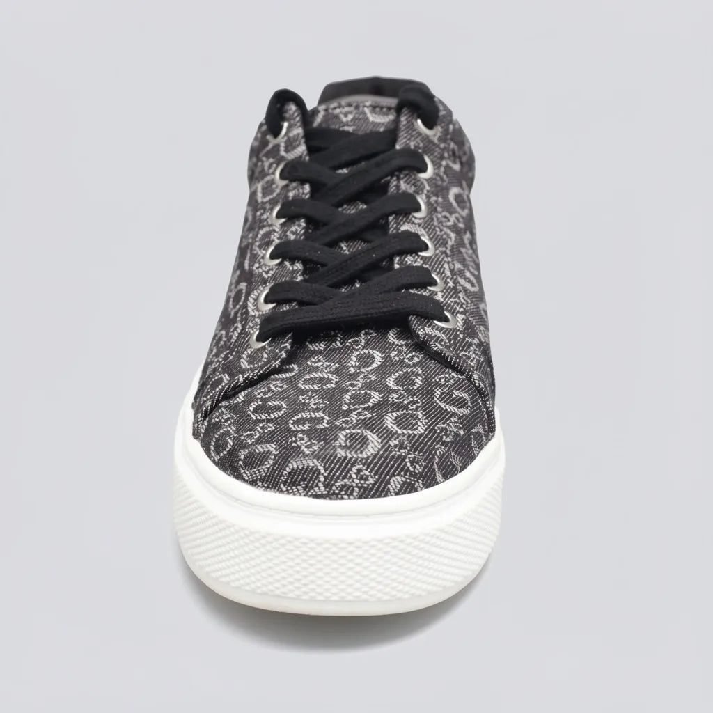 Guess Tenis Plataforma Negro  Bordado G Gris Todo Suela Blanca | Photo Studio AI | 3