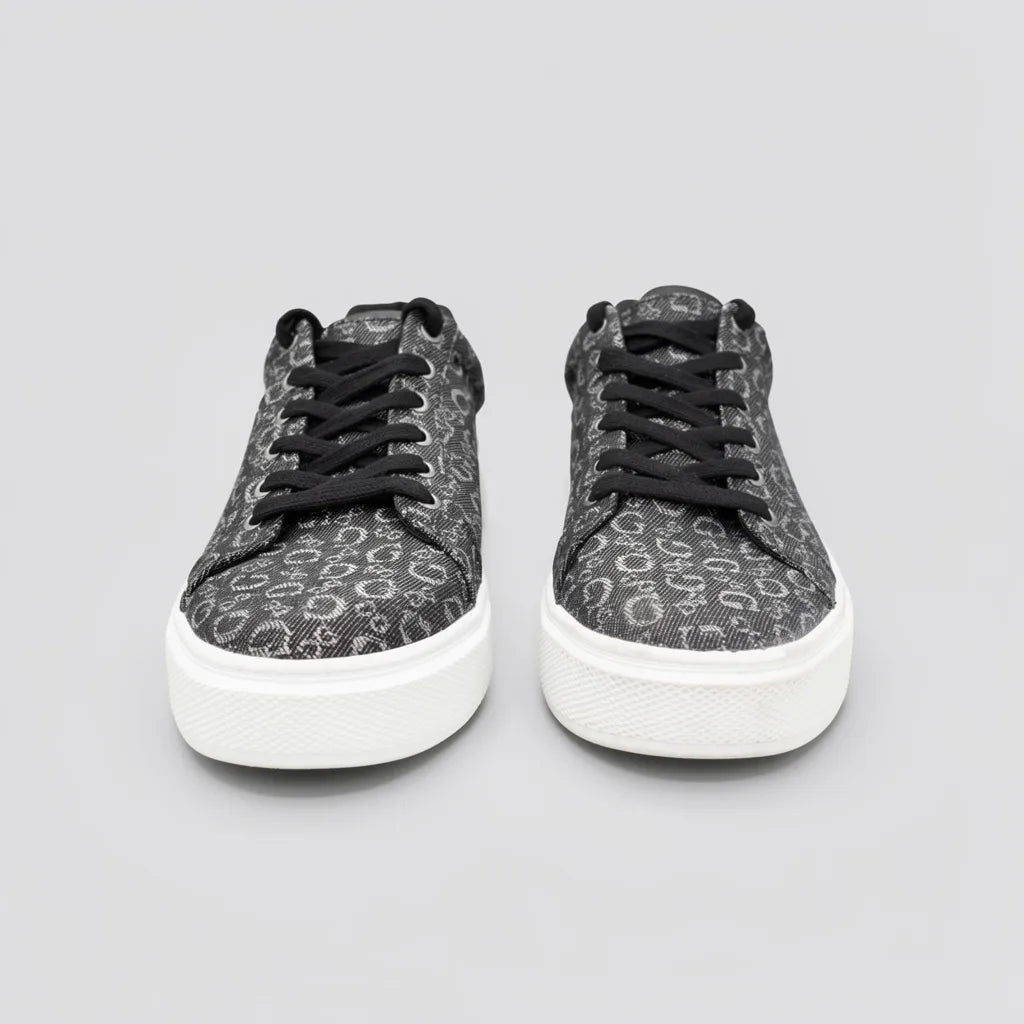 Guess Tenis Plataforma Negro  Bordado G Gris Todo Suela Blanca | Photo Studio AI | 5