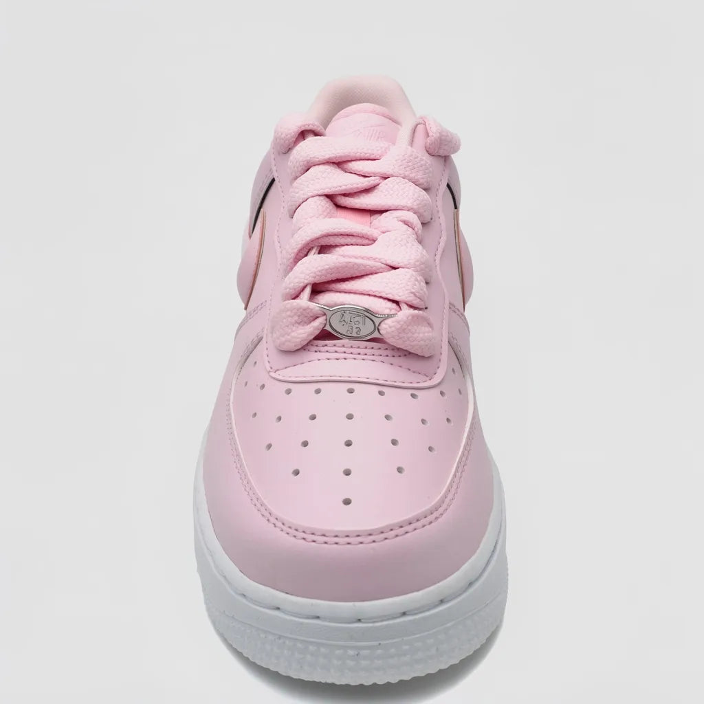 Nike Tenis Urbano Rosado Placa Plateado Cintas Suela Blanca | Photo Studio AI | 3