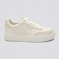 Calvin Klein Tenis Plataforma Blanco hueso Detalles Gris Claro Punta Suela Blanca | Photo Studio AI | 1