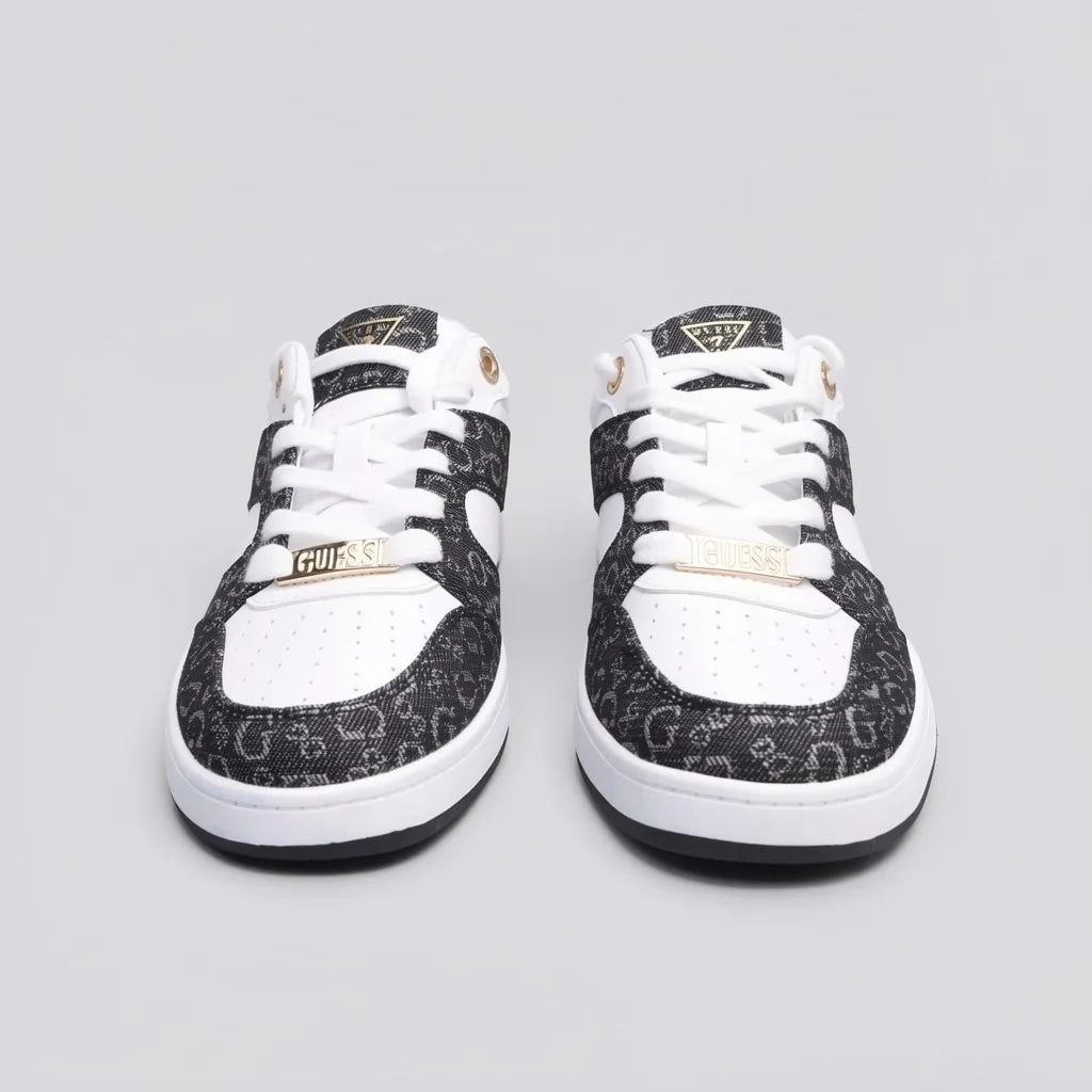 Guess Tenis Urbano Blanco Bordado G Negro Punta, lateral y talón Suela Blanca/ negro | Photo Studio AI | 5