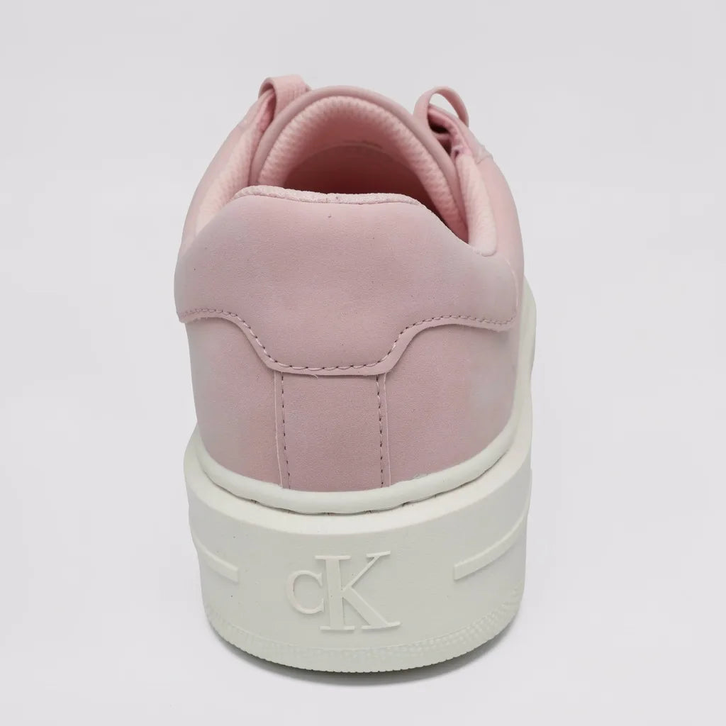 Calvin Klein Tenis Plataforma Rosado Placa Plateado Cintas Suela Blanco Hueso | Photo Studio AI | 4