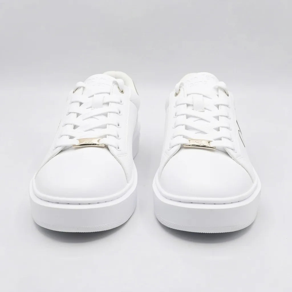 Calvin Klein Tenis Plataforma Blanco Diseño CK Café/ Beige Talón Suela Blanca | Photo Studio AI | 5