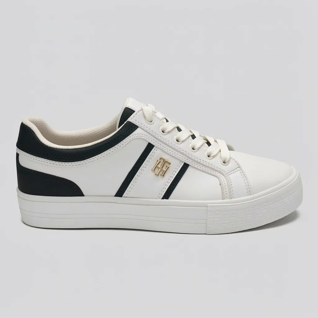 Tommy Tenis Plataforma Blanco hueso Detalles Verde Oscuro Lateral, Lengüeta y talón Suela Blanco Hueso | Photo Studio AI | 1