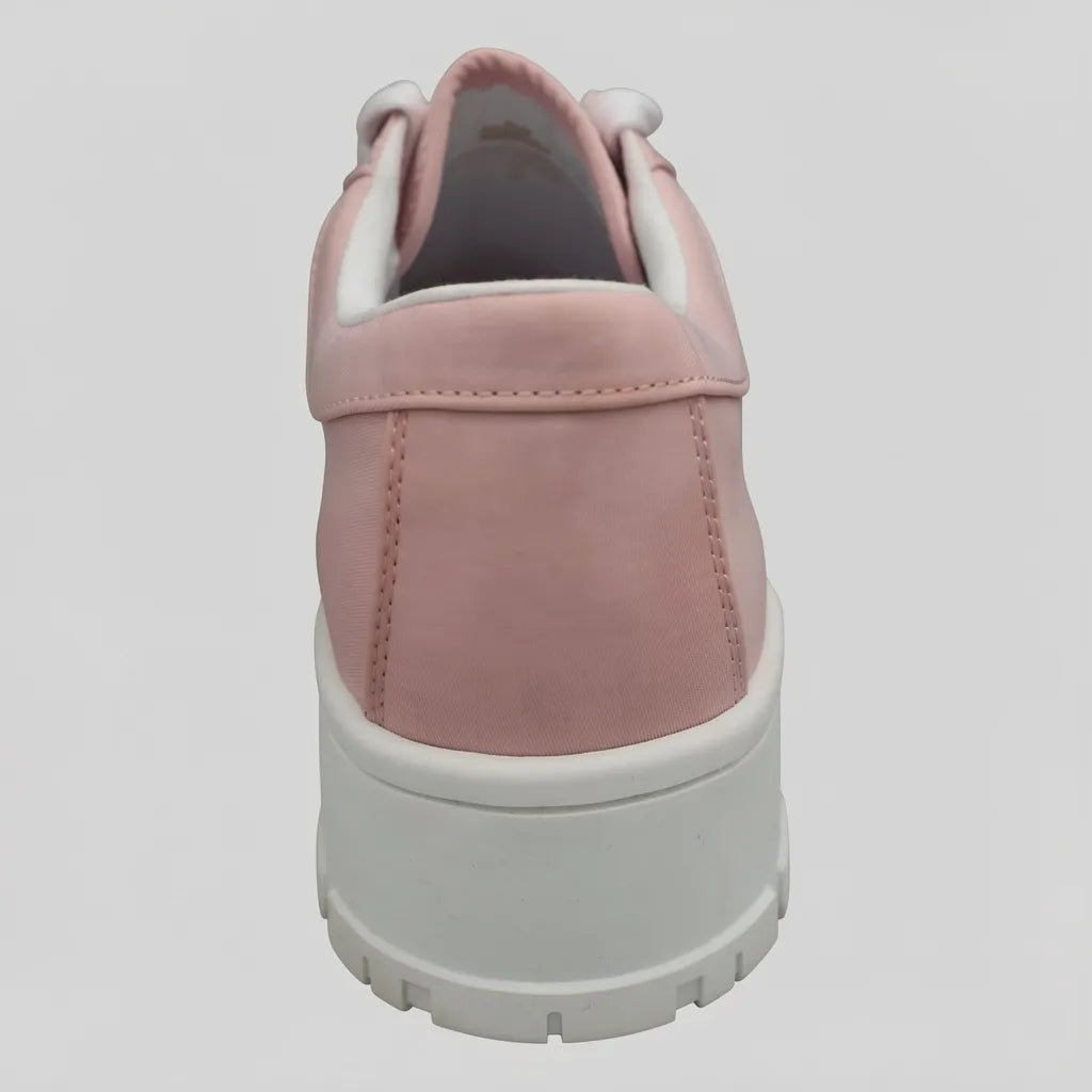 Guess Plataforma Moderno Rosado Triángulo Guess Rosado Lateral Suela Blanca | Photo Studio AI | 4