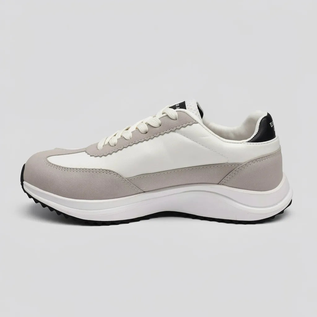 Polo Tenis Deportivo/ Casual Blanco hueso Detalles Gris Claro Todo Suela Blanca/ negro | Photo Studio AI | 2