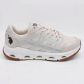 Polo Tenis Deportivo/ Casual Crema Franjas / Lineas Plateado Lateral y punta Suela Blanco Hueso/ Café | Photo Studio AI | 1