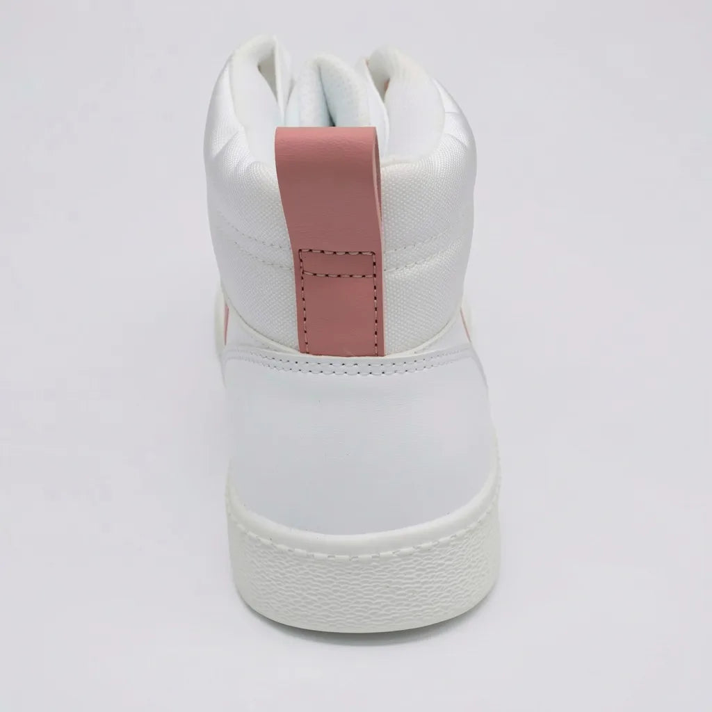 Tretorn Tenis High Top Blanco Detalles Rosado Lateral, Lengüeta y talón Suela Blanca | Photo Studio AI | 4