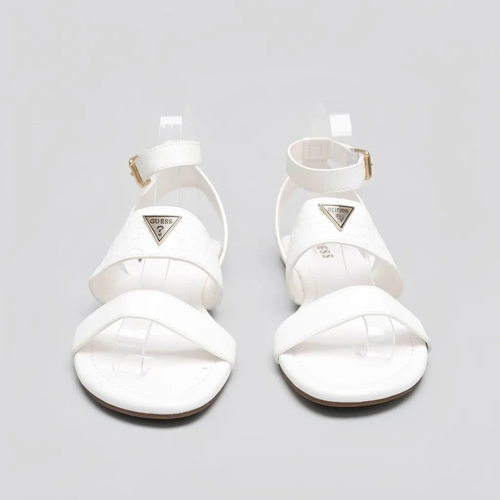 Guess Sandalia Tiras Blanco Textura Guess Dorado Empeine Suela Café | Photo Studio AI | 5