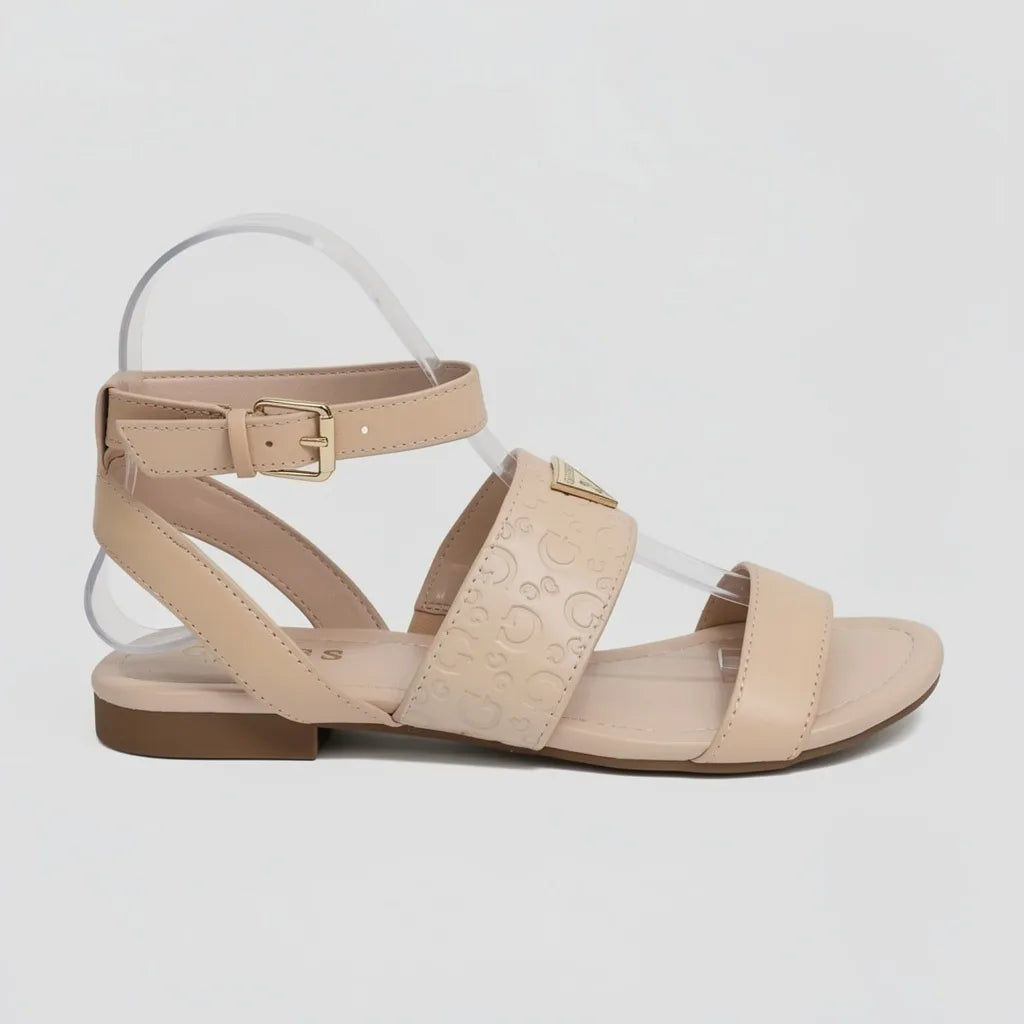 Guess Sandalia Tiras Beige Textura Dorado Empeine Suela Beige | Photo Studio AI | 1