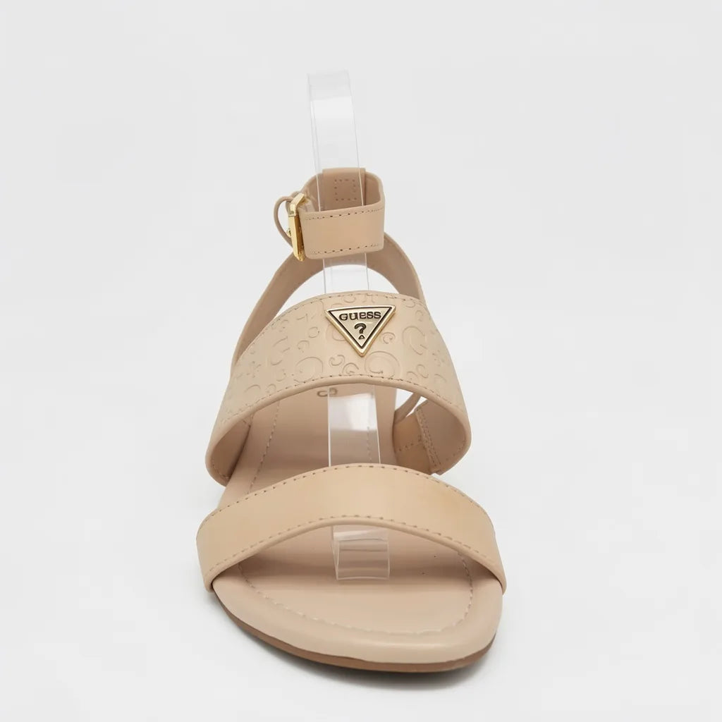 Guess Sandalia Tiras Beige Textura Dorado Empeine Suela Beige | Photo Studio AI | 3