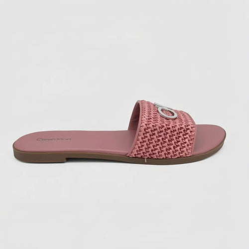 Calvin Klein Sandalia Slip On Palo Rosa Logo Plateado Empeine Suela Café | Photo Studio AI | 1