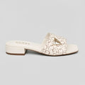Guess Sandalia Slip On Blanco hueso Estampado G Café Claro Empeine Suela Blanco Hueso/ Café | Photo Studio AI | 1