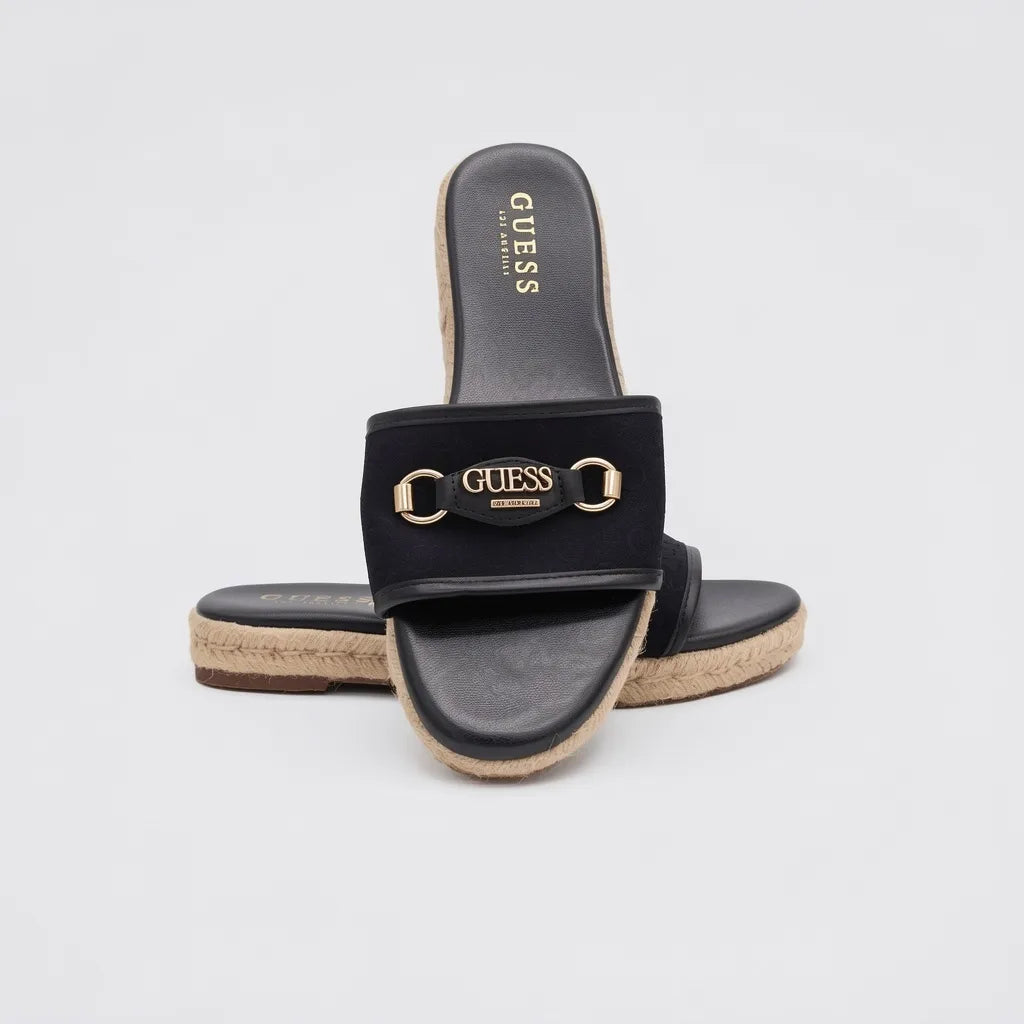 Guess Sandalia Slip On Negro Bordado G Dorado Empeine Suela Yute | Photo Studio AI | 5