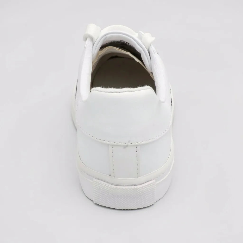 Tommy Tenis Minimal Blanco Bandera Rojo/ Azul/ Blanco Lateral Suela Blanca | Photo Studio AI | 2