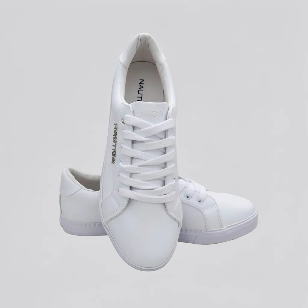 Nautica Tenis Minimal Blanco Logo Plateado Lateral Suela Blanca | Photo Studio AI | 5