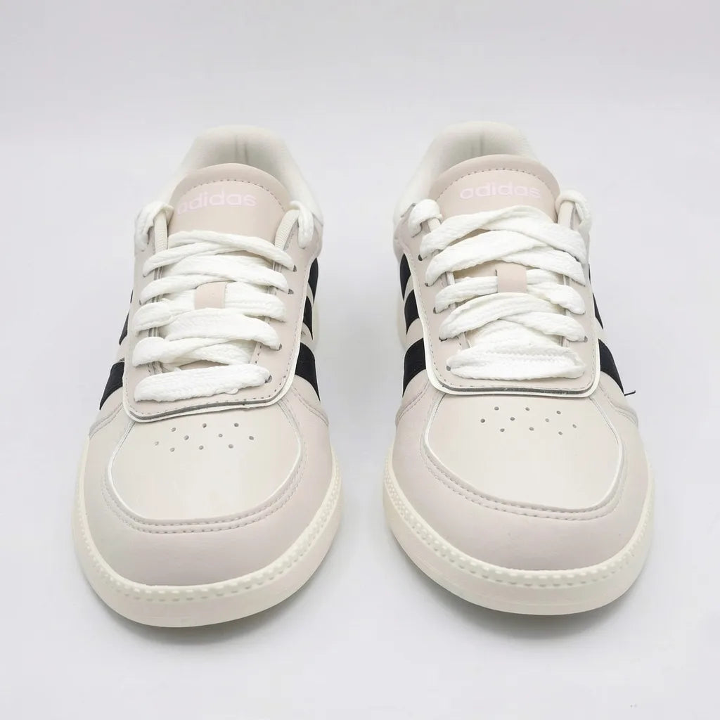 Adidas Tenis Urbano Arena Franjas / Lineas Negro Lateral Suela Blanco Hueso | Photo Studio AI | 5