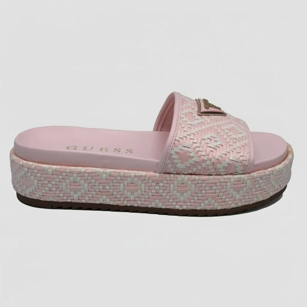 Guess Sandalia Plataforma Rosado Triángulo Guess Rosado/ Dorado Empeine Suela Blanca/ Rosado | Photo Studio AI | 1