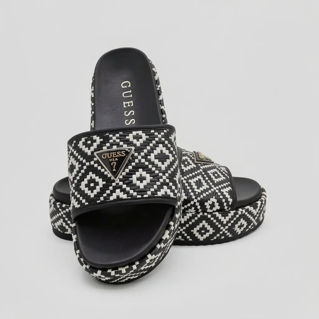 Guess Sandalia Plataforma Negro Triángulo Guess Negro Empeine Suela Blanca/ negro | Photo Studio AI | 5