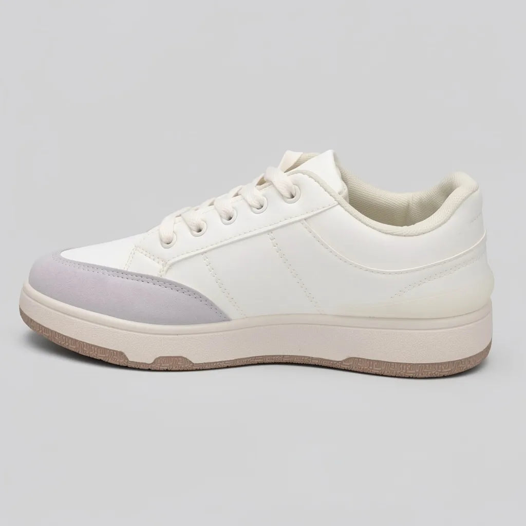 Polo Tenis Plataforma Blanco hueso Logo Café Claro Lateral Suela Blanco Hueso/ Café | Photo Studio AI | 2