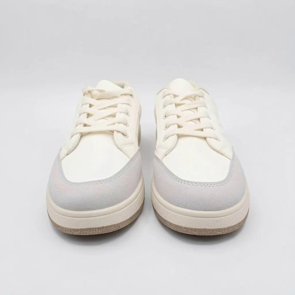 Polo Tenis Plataforma Blanco hueso Logo Café Claro Lateral Suela Blanco Hueso/ Café | Photo Studio AI | 5