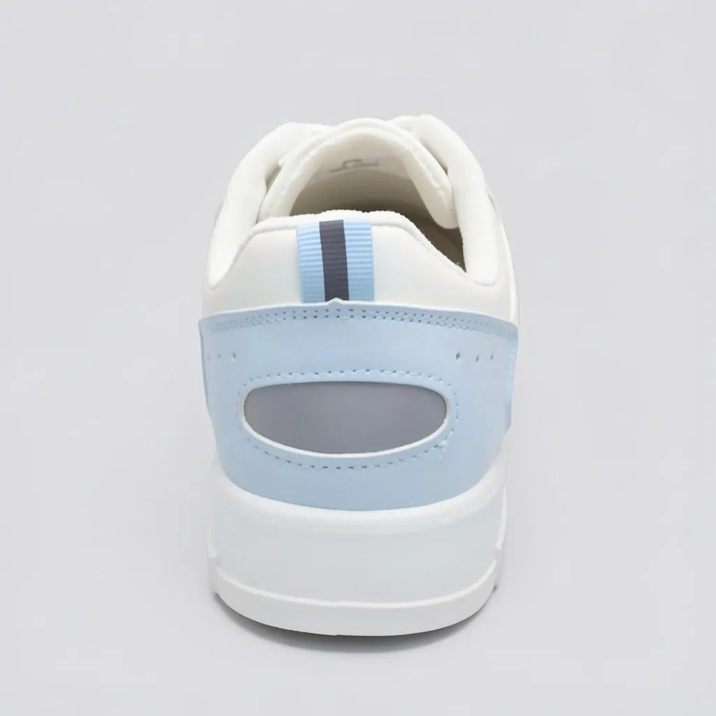 Polo Tenis Minimal Blanco Detalles Celeste Lateral y Talón Suela Blanco/ Celeste/ Gris | Photo Studio AI | 4