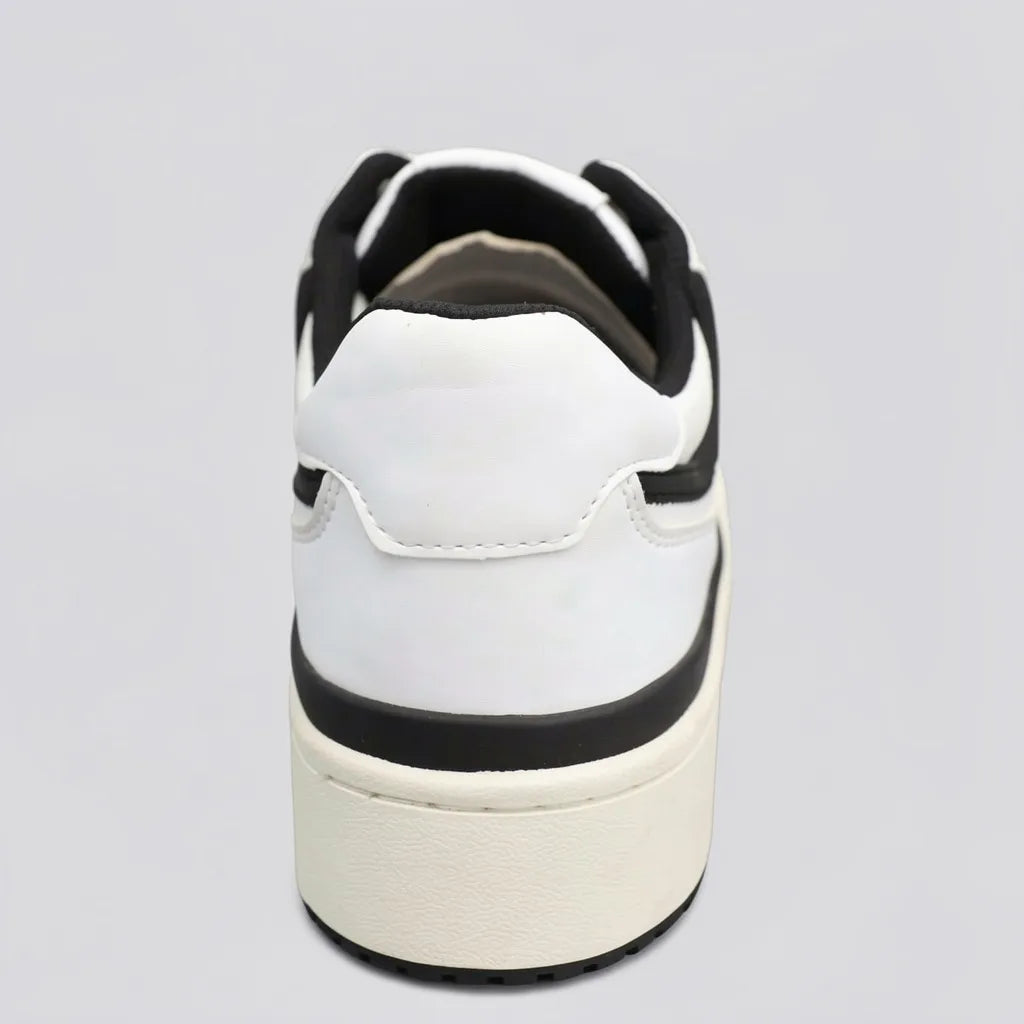 Calvin Klein Tenis Plataforma Blanco Detalles Negro Punta, lateral y talón Suela Blanco Hueso/ Negro | Photo Studio AI | 4