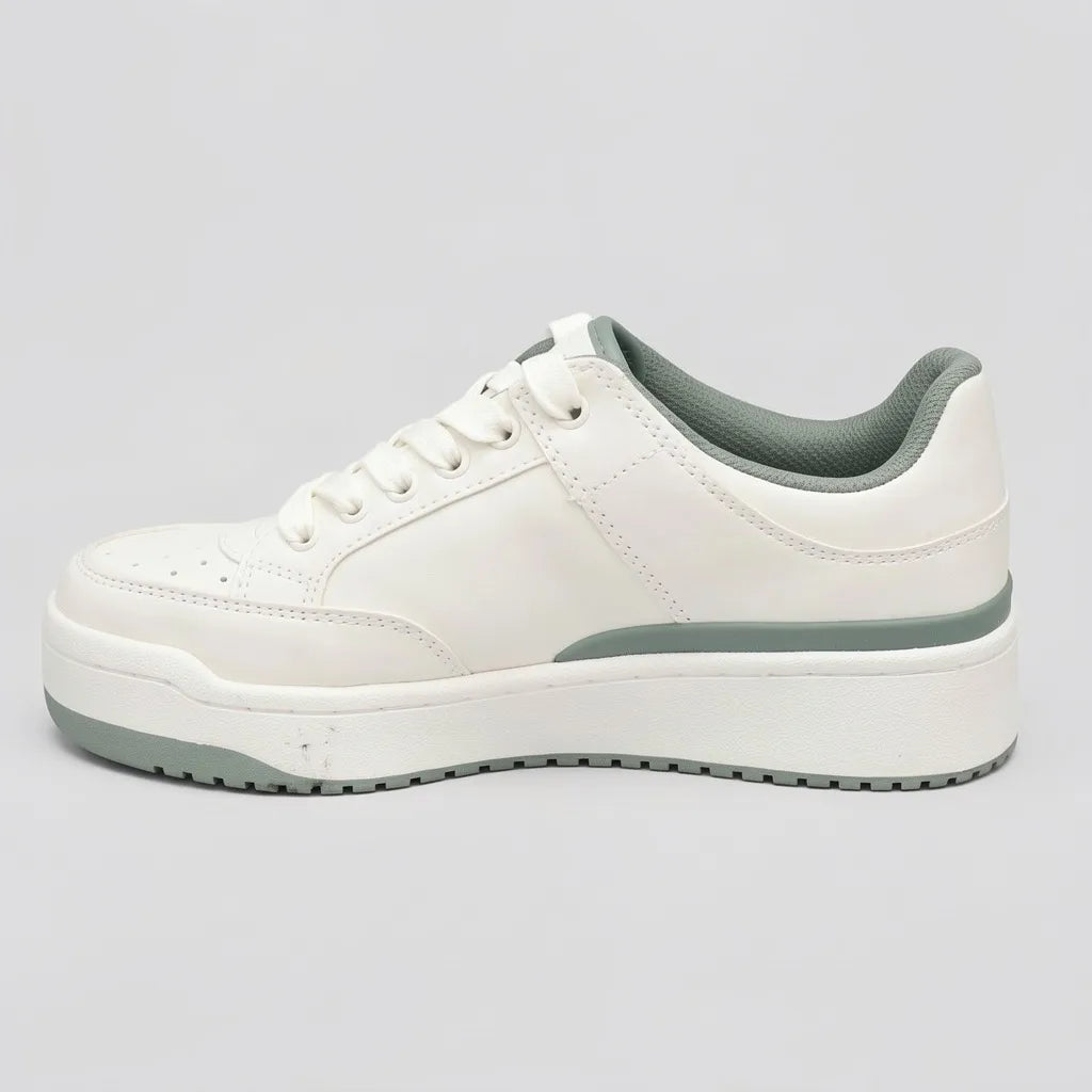 Calvin Klein Tenis Plataforma Blanco hueso Detalles Verde Oscuro Lateral y Talón Suela Blanco Hueso/ Verde | Photo Studio AI | 2